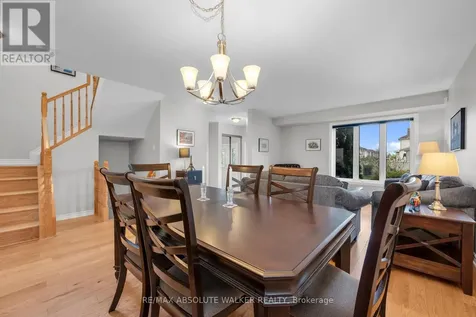 314 Oakcrest Way Ottawa ON K4A 0L4