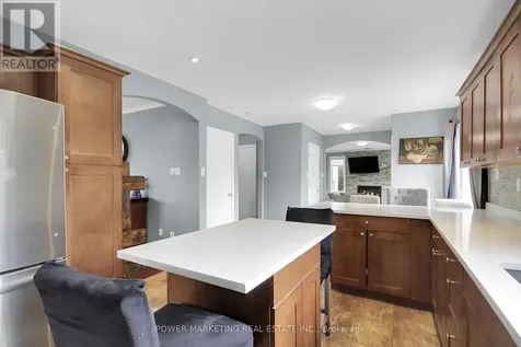 3770 Louiseize Road Ottawa ON K1G 3N4