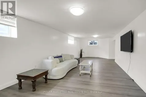 3770 Louiseize Road Ottawa ON K1G 3N4