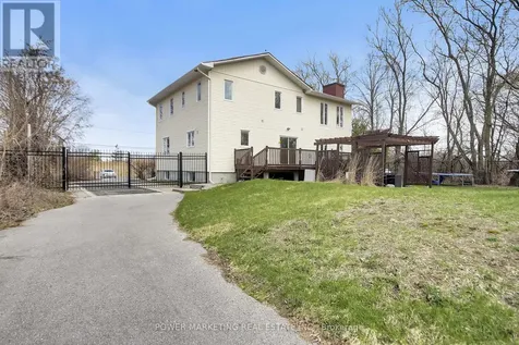 3770 Louiseize Road Ottawa ON K1G 3N4