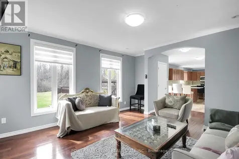 3770 Louiseize Road Ottawa ON K1G 3N4