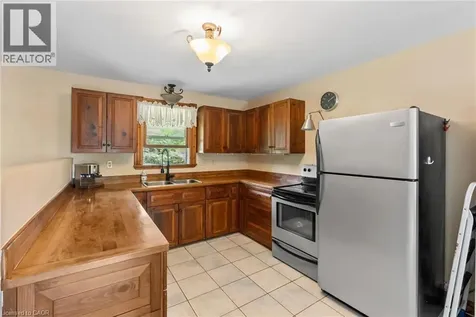 1020 Dorcas Bay Road Tobermory ON N0H 2R0