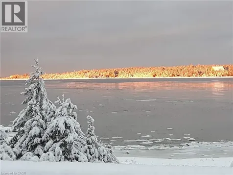 1020 Dorcas Bay Road Tobermory ON N0H 2R0