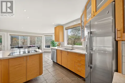 774 Old Dundas Road Hamilton ON L9H 5E3