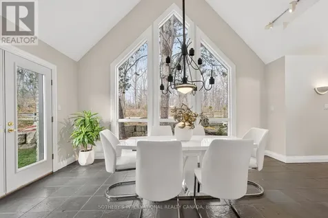 774 Old Dundas Road Hamilton ON L9H 5E3