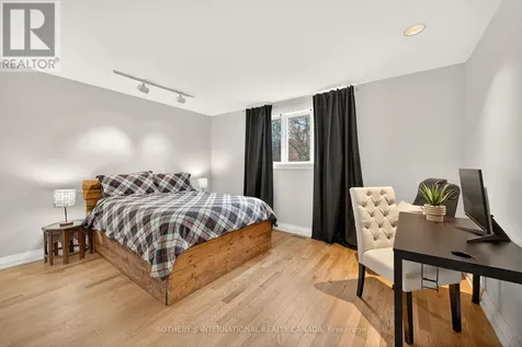 774 Old Dundas Road Hamilton ON L9H 5E3