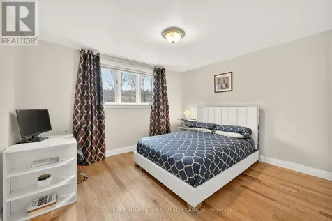 774 Old Dundas Road Hamilton ON L9H 5E3