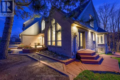 774 Old Dundas Road Hamilton ON L9H 5E3