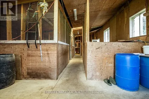 2280 Simcoe County Road 27 Bradford West Gwillimbury ON L3Z 2M8
