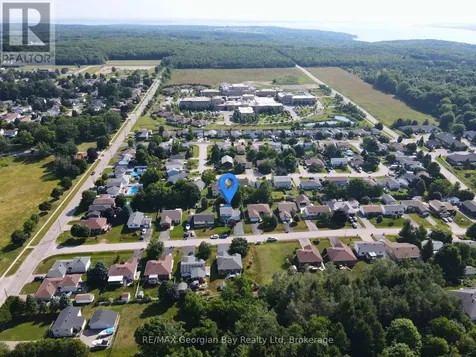 9 Copeland Street Penetanguishene ON L9M 1K3