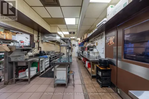 1706 Dundas Street East Mississauga (dixie) ON L4X 1L7