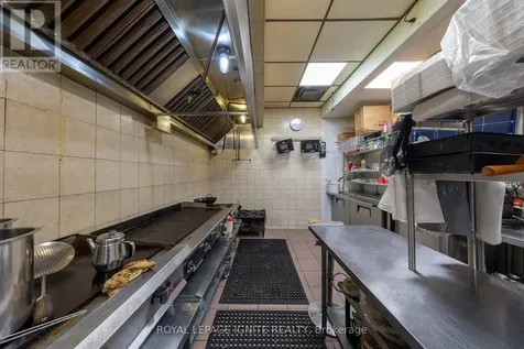 1706 Dundas Street East Mississauga (dixie) ON L4X 1L7