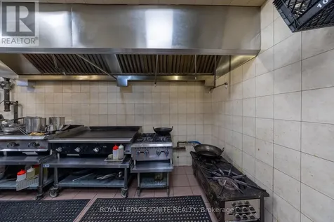 1706 Dundas Street East Mississauga (dixie) ON L4X 1L7