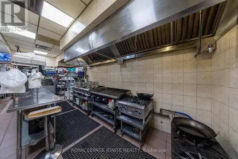 1706 Dundas Street East Mississauga (dixie) ON L4X 1L7