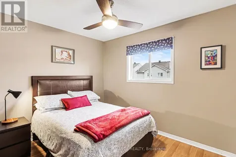897 Paradise Crescent Ottawa ON K4A 3S5