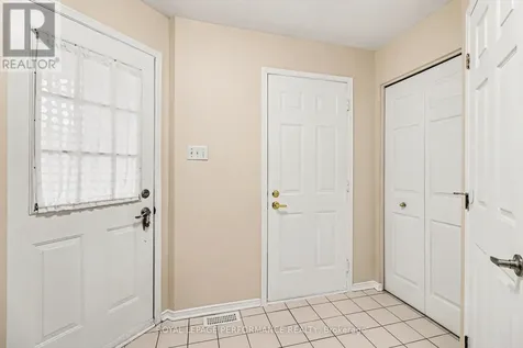 897 Paradise Crescent Ottawa ON K4A 3S5