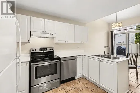 897 Paradise Crescent Ottawa ON K4A 3S5