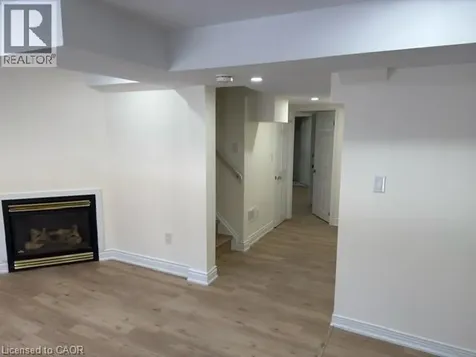 2415 Bankside Drive Mississauga ON L5M 6E6