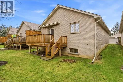 73 Morton Avenue Brantford ON N3R 2N7