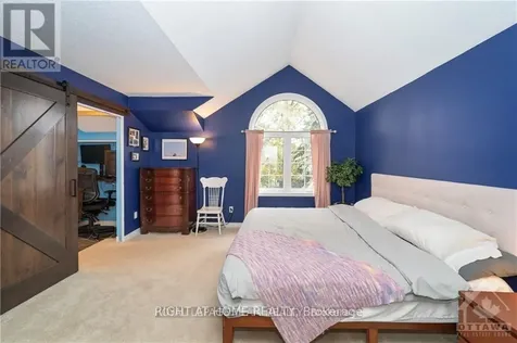 2982 Richmond Road Ottawa ON K2B 6S7