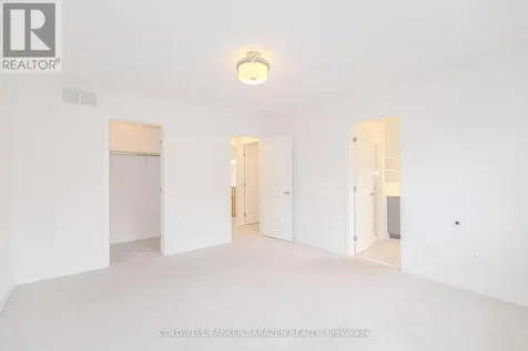 713 Teasel Way Ottawa ON K1T 0M1