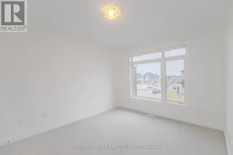 713 Teasel Way Ottawa ON K1T 0M1