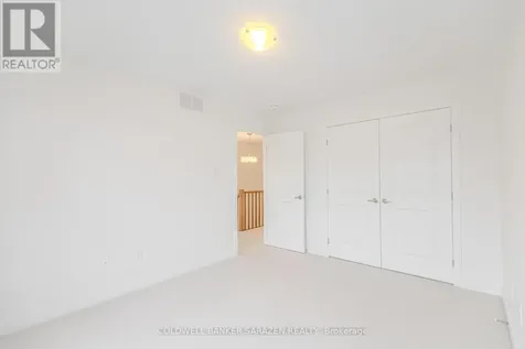 713 Teasel Way Ottawa ON K1T 0M1