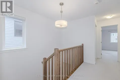 713 Teasel Way Ottawa ON K1T 0M1