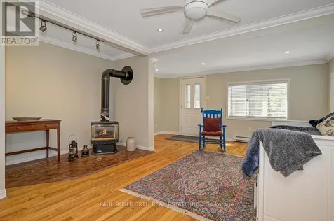 1565 Lilac Lane Ottawa ON K4C 1C4