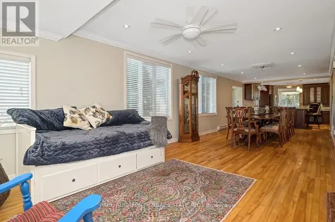 1565 Lilac Lane Ottawa ON K4C 1C4
