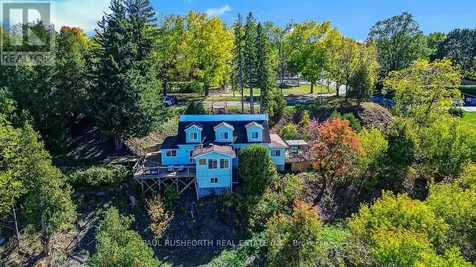 1565 Lilac Lane Ottawa ON K4C 1C4