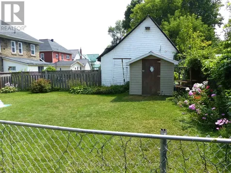 71 Russell Street East Smiths Falls ON K7A 1G5