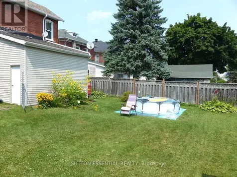 71 Russell Street East Smiths Falls ON K7A 1G5