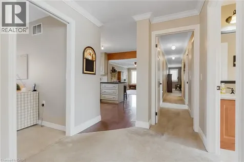 228 Glenariff Drive Freelton ON L8B 1A5