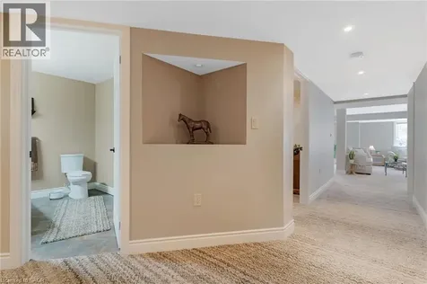 228 Glenariff Drive Freelton ON L8B 1A5