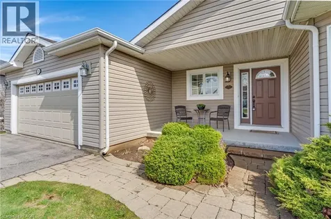 228 Glenariff Drive Freelton ON L8B 1A5