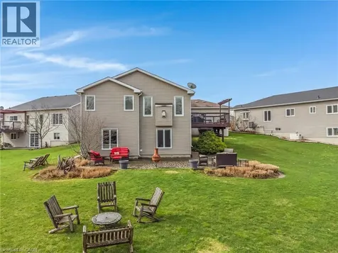 228 Glenariff Drive Freelton ON L8B 1A5