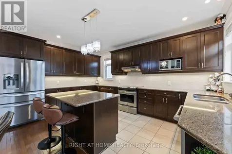 211 Denali Way Ottawa ON K2S 0N1