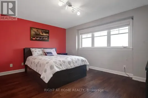 211 Denali Way Ottawa ON K2S 0N1