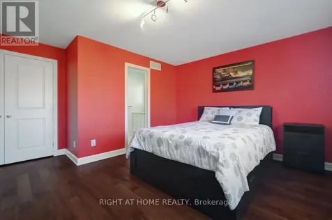 211 Denali Way Ottawa ON K2S 0N1
