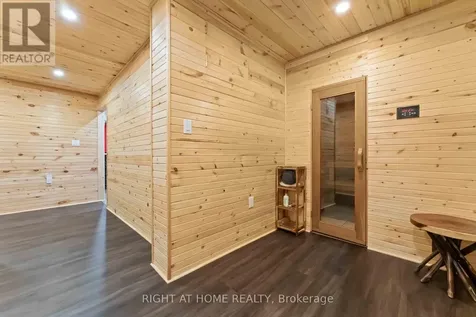 211 Denali Way Ottawa ON K2S 0N1