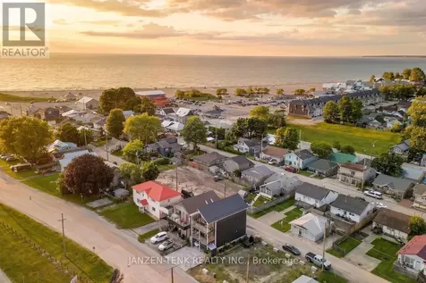 163 Maud Street Central Elgin ON N5L 1C8