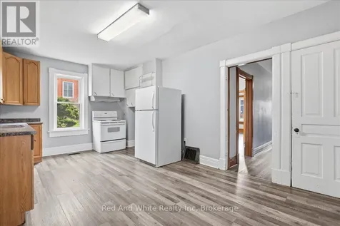 12 Todd Street Cambridge ON N1R 1G5