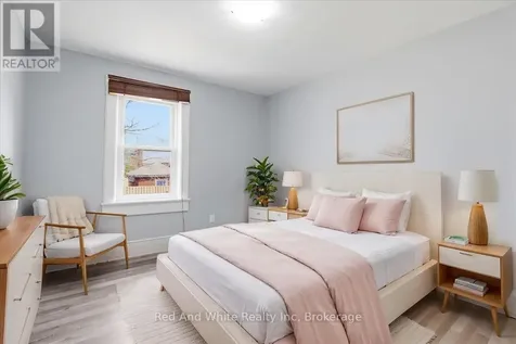 12 Todd Street Cambridge ON N1R 1G5