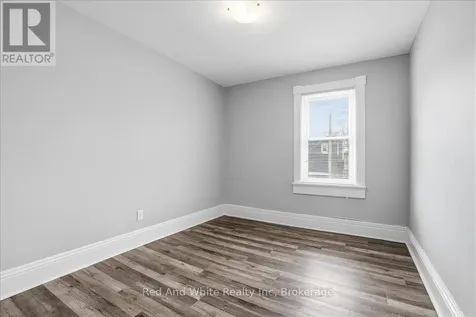 12 Todd Street Cambridge ON N1R 1G5