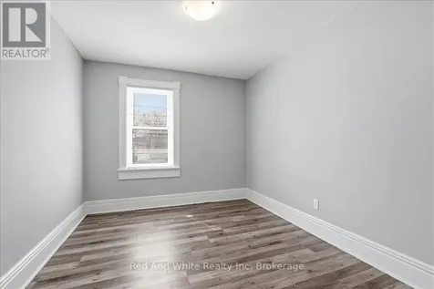 12 Todd Street Cambridge ON N1R 1G5