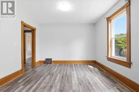 12 Todd Street Cambridge ON N1R 1G5