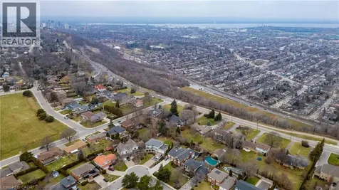 50 Edgewood Avenue Hamilton ON L8T 1K1