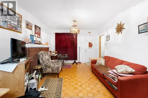 1845 Lincoln Road Windsor ON N8W 2P6