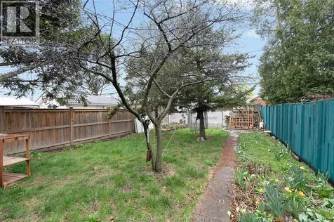 1845 Lincoln Road Windsor ON N8W 2P6